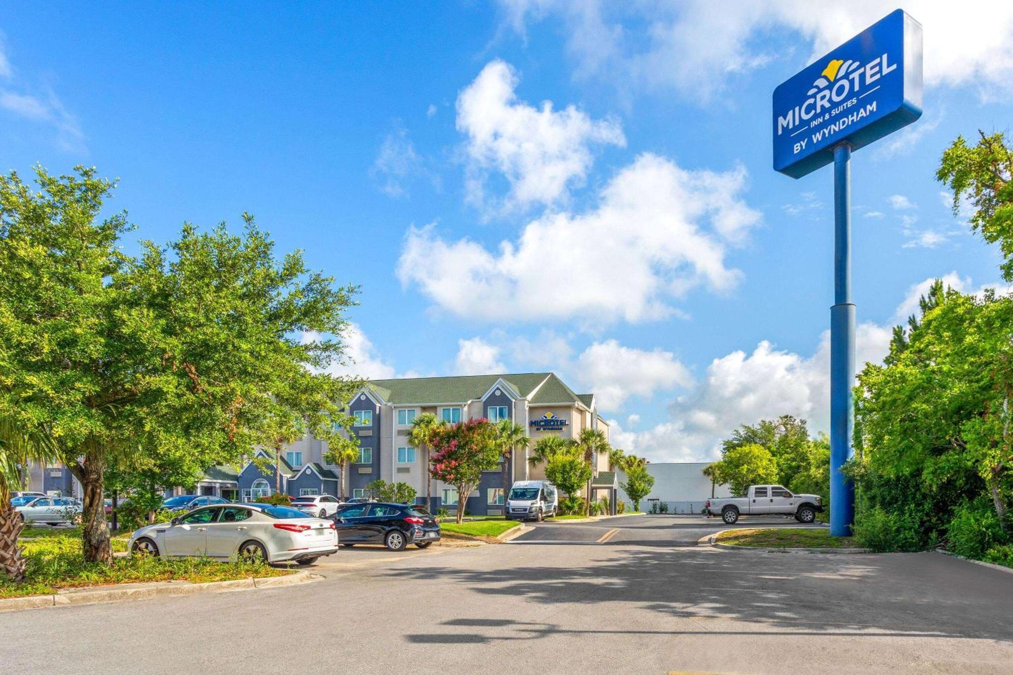 Microtel Inn & Suites By Wyndham Panama City Exteriér fotografie