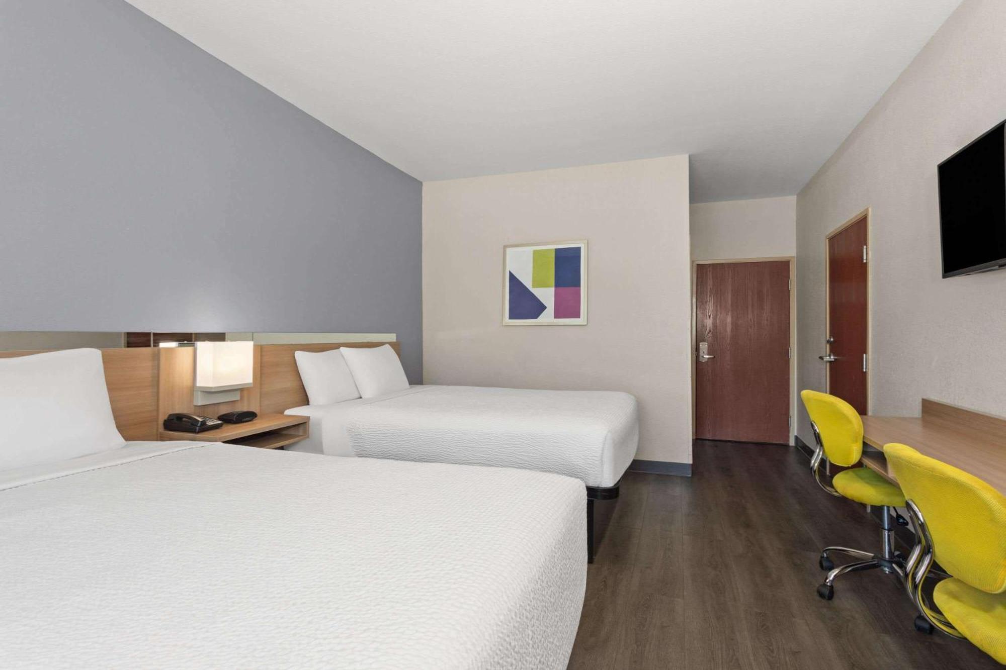 Microtel Inn & Suites By Wyndham Panama City Exteriér fotografie