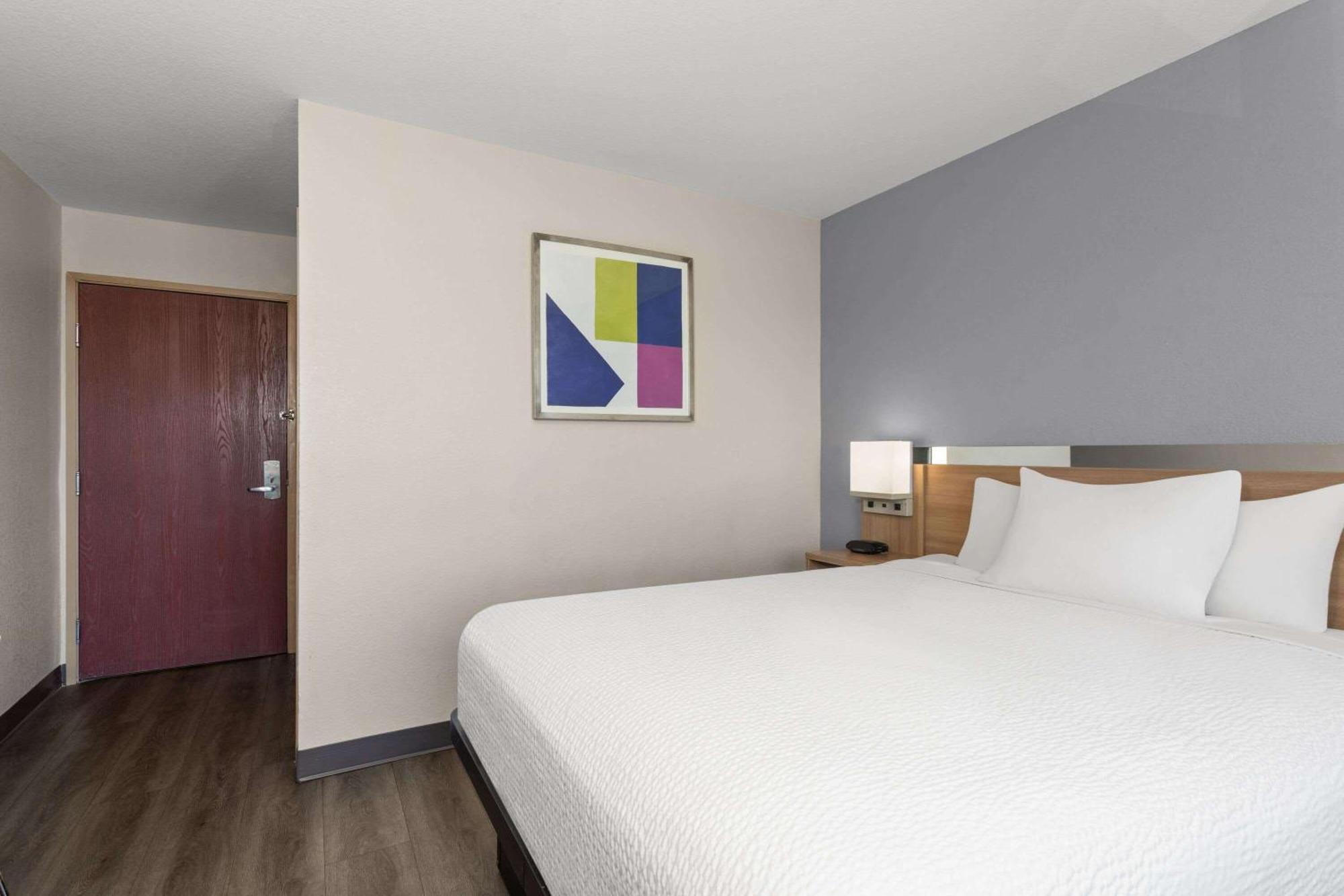 Microtel Inn & Suites By Wyndham Panama City Exteriér fotografie